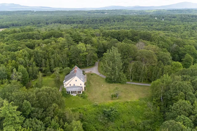 $999,000 | 93 Richardson Road, Dublin, NH 03444