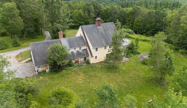 $999,000 | 93 Richardson Road, Dublin, NH 03444