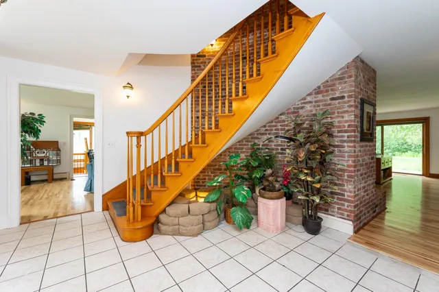 $999,000 | 93 Richardson Road, Dublin, NH 03444