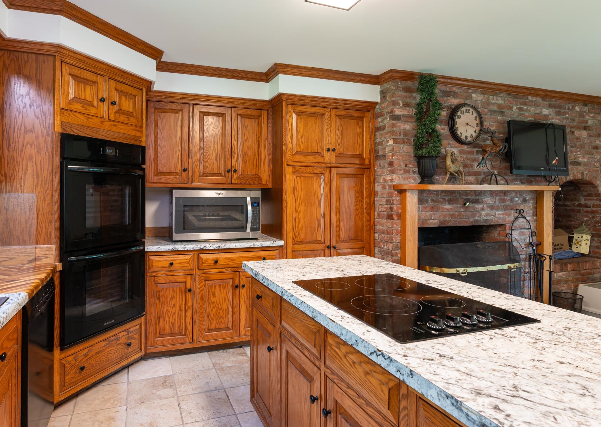 93 Richardson Road Dublin, NH 03444 - Photo 8 of 50