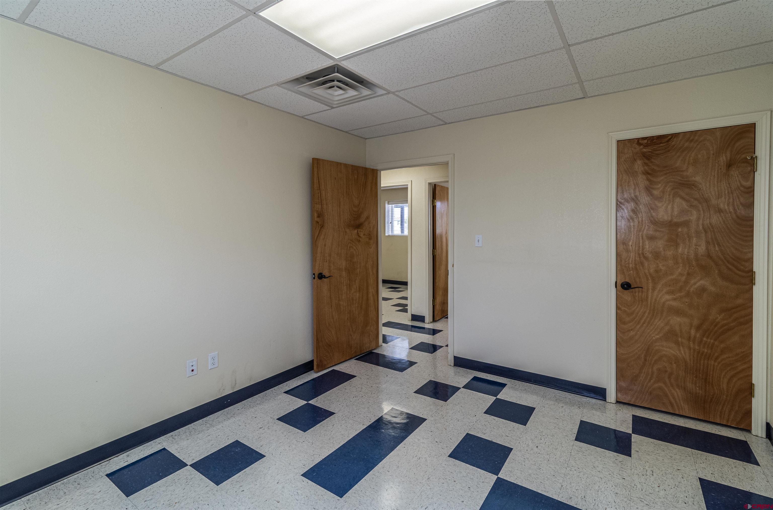 60 County Road 3961 Farmington, NM 87401 - Photo 24 of 35 a view of an empty room
