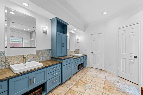 $499,999 | 9214 South Pass Lane, Houston, TX 77064