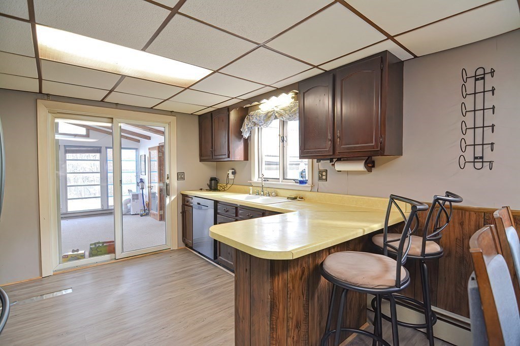 196 Brooks Road Templeton, MA 01468 - Photo 14 of 33 Gallery Image 14