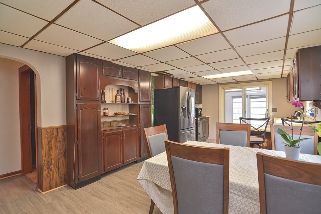 196 Brooks Road Templeton, MA 01468 - Photo 16 of 33 Gallery Image 16