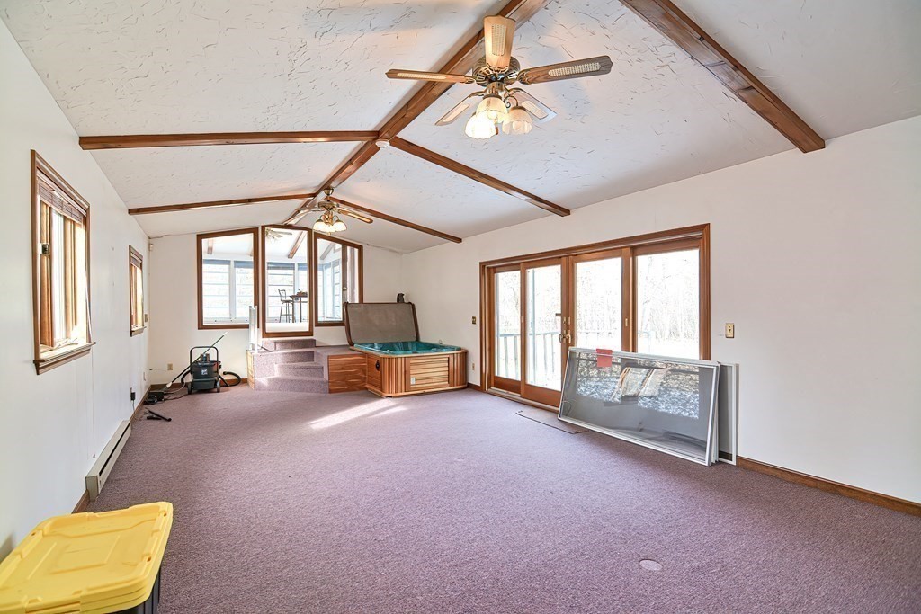 196 Brooks Road Templeton, MA 01468 - Photo 9 of 33 Gallery Image 9