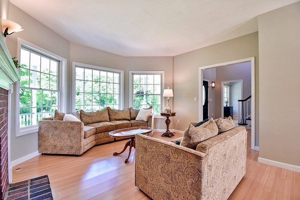 10 Wilder Road Bolton, MA 01740 - Photo 15 of 42