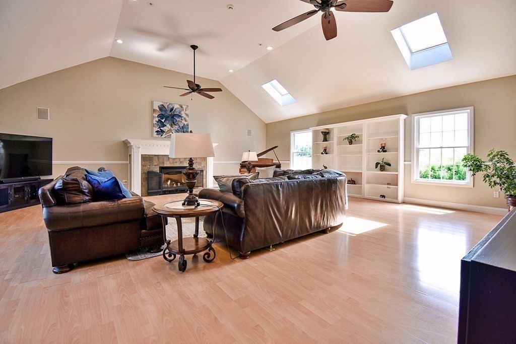 10 Wilder Road Bolton, MA 01740 - Photo 16 of 42