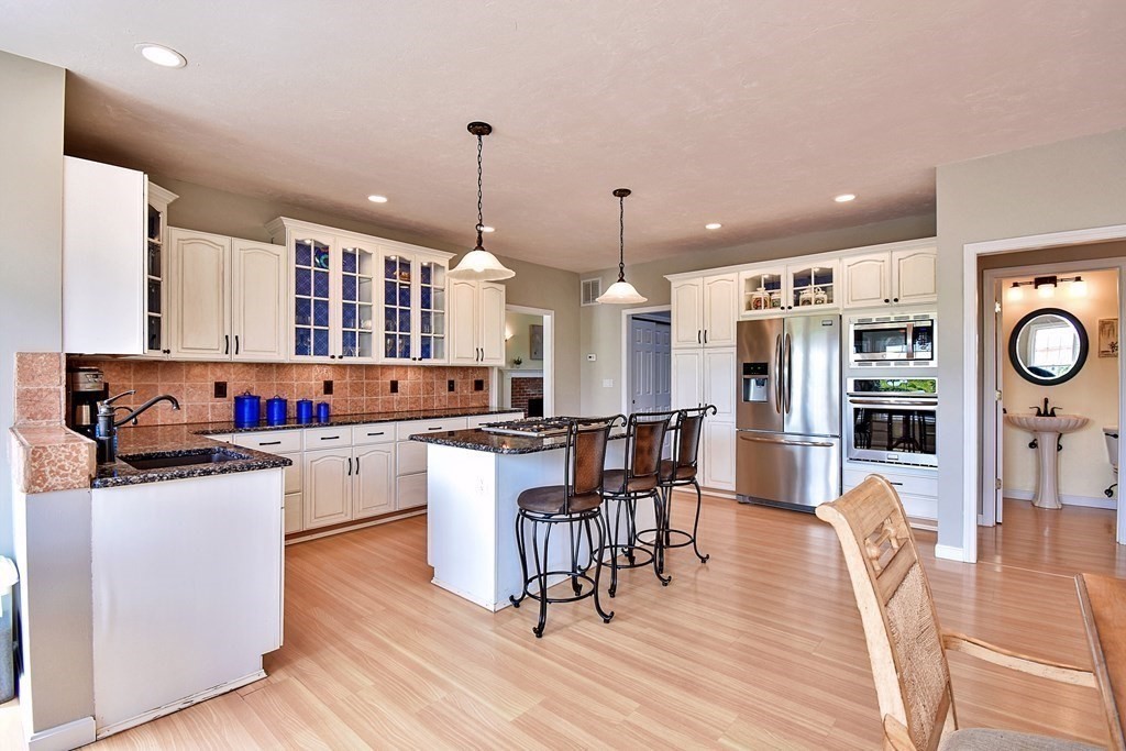 10 Wilder Road Bolton, MA 01740 - Photo 8 of 42