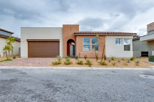 $874,435 | 10381 Hanging Lake Street, Las Vegas, NV 89166