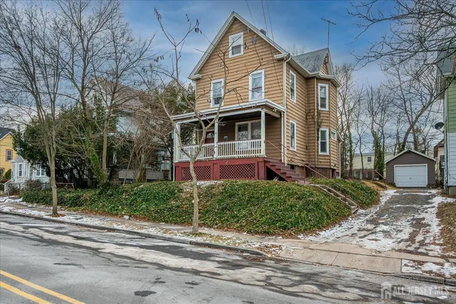 $450,000 | 28 Handy Street, New Brunswick, NJ 08901