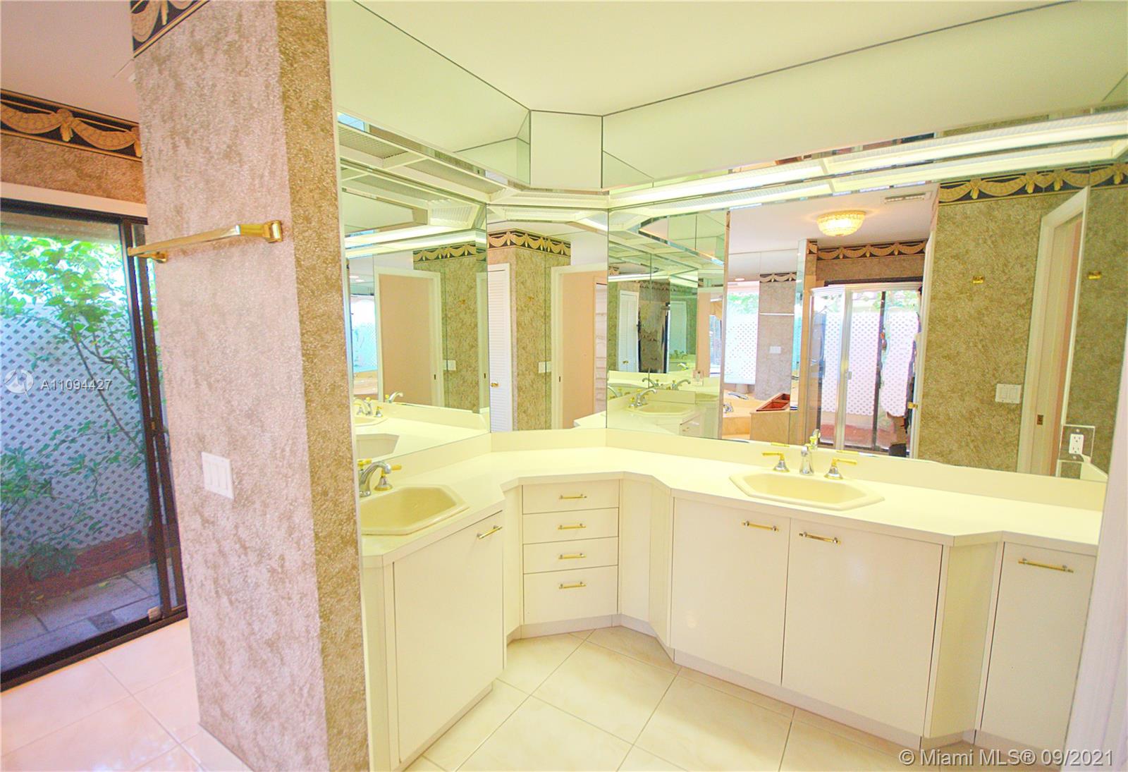 1240 Parkside Avenue Boca Raton, FL 33486 - Photo 24 of 60