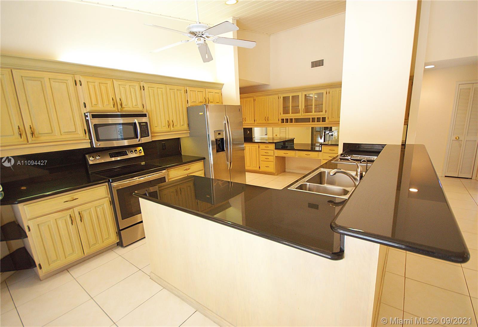 1240 Parkside Avenue Boca Raton, FL 33486 - Photo 32 of 60