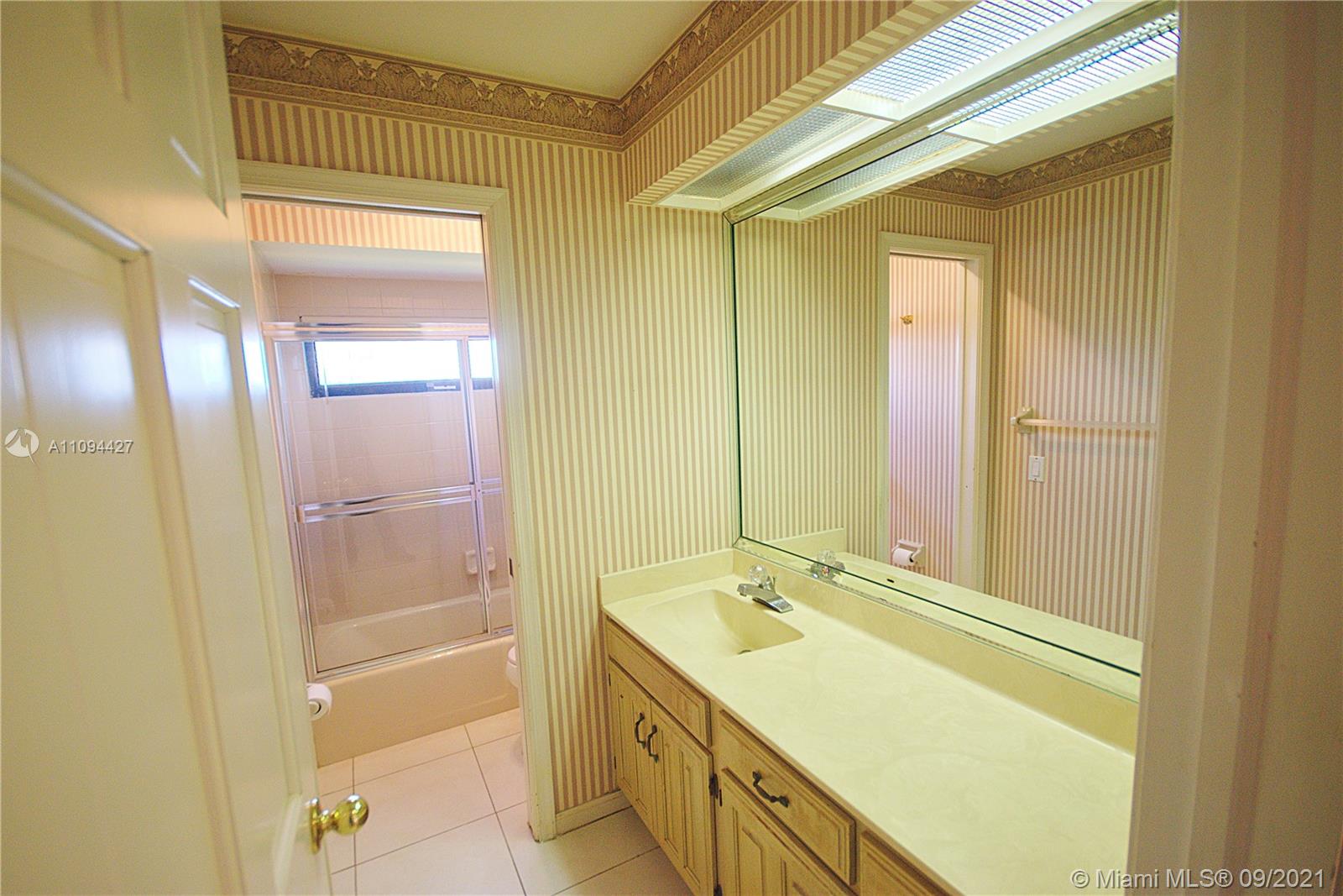 1240 Parkside Avenue Boca Raton, FL 33486 - Photo 40 of 60