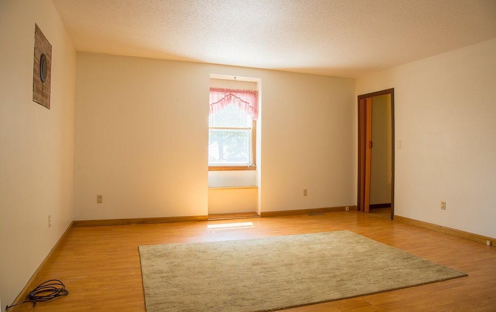21 Warren Wright Road Belchertown, MA 01007 - Photo 5 of 30 Gallery Image 5