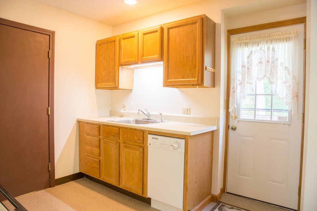 21 Warren Wright Road Belchertown, MA 01007 - Photo 10 of 30 Gallery Image 10