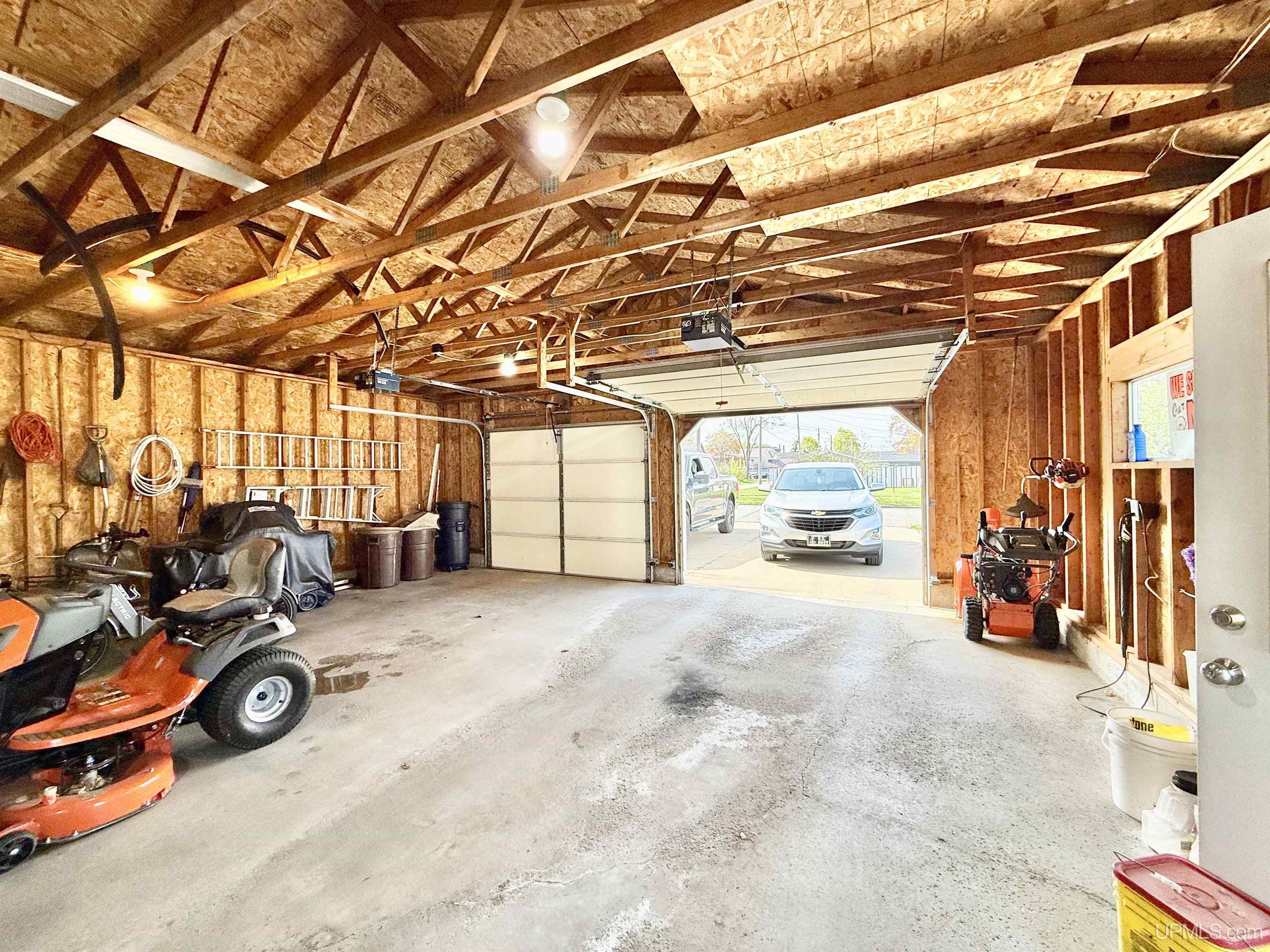 1402 North 16th Street Escanaba, MI 49829 - Photo 24 of 27