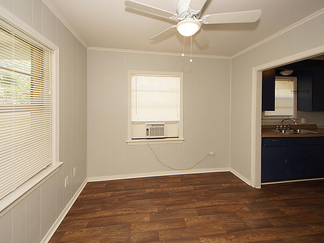 5052 Rockingham Street North Charleston, SC 29406 - Photo 6 of 21 06