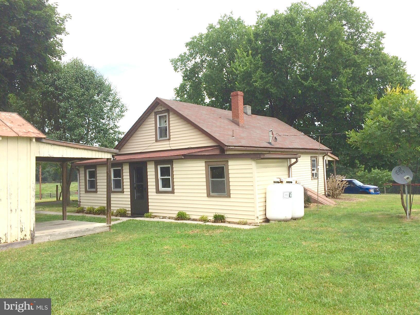 584 Esteppe Road Front Royal, VA 22630 - Photo 9 of 10 Left side of home