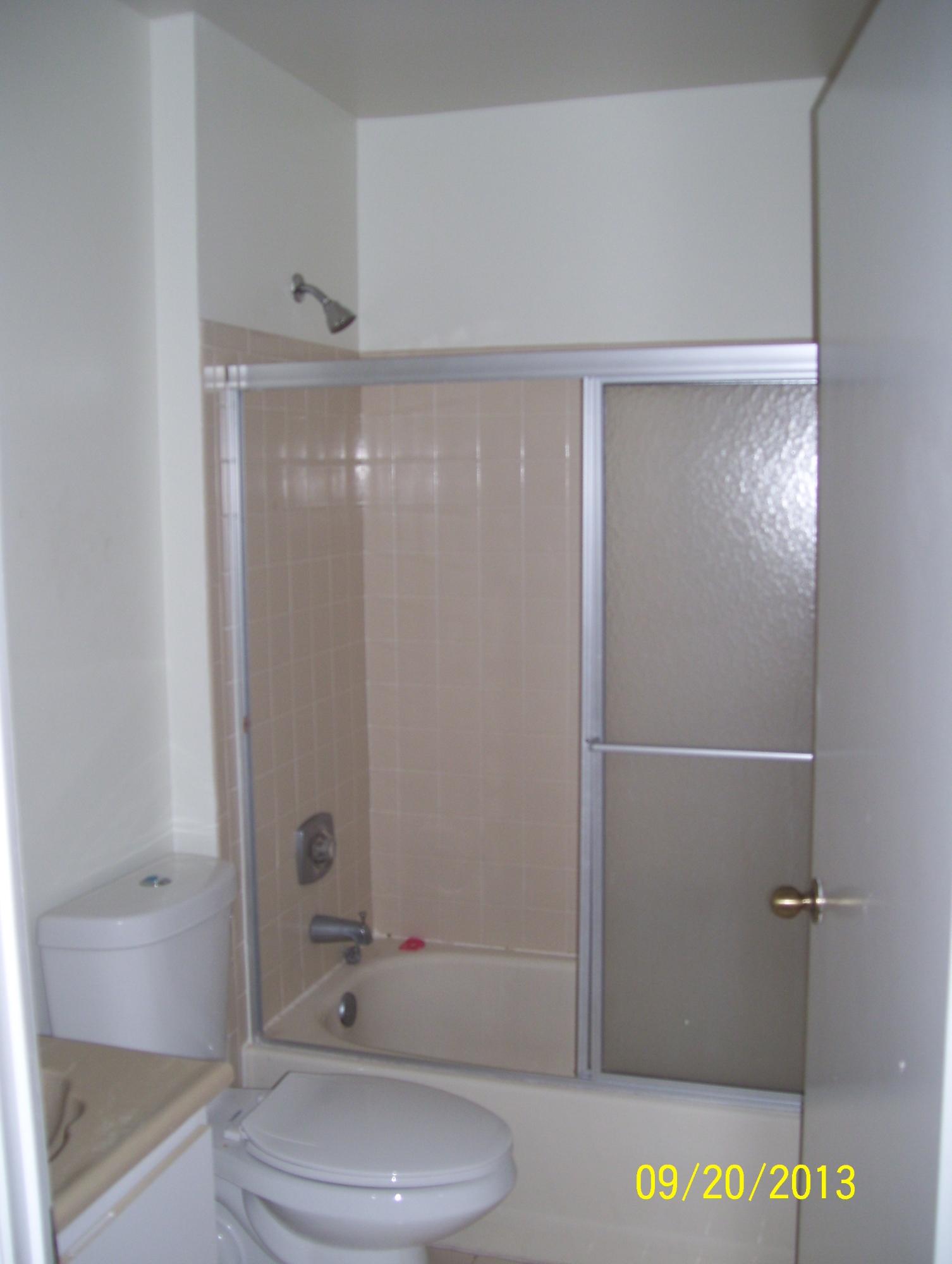 9467 Boca Cove Circle, Unit 810 Boca Raton, FL 33428 - Photo 14 of 16 Other bathroom