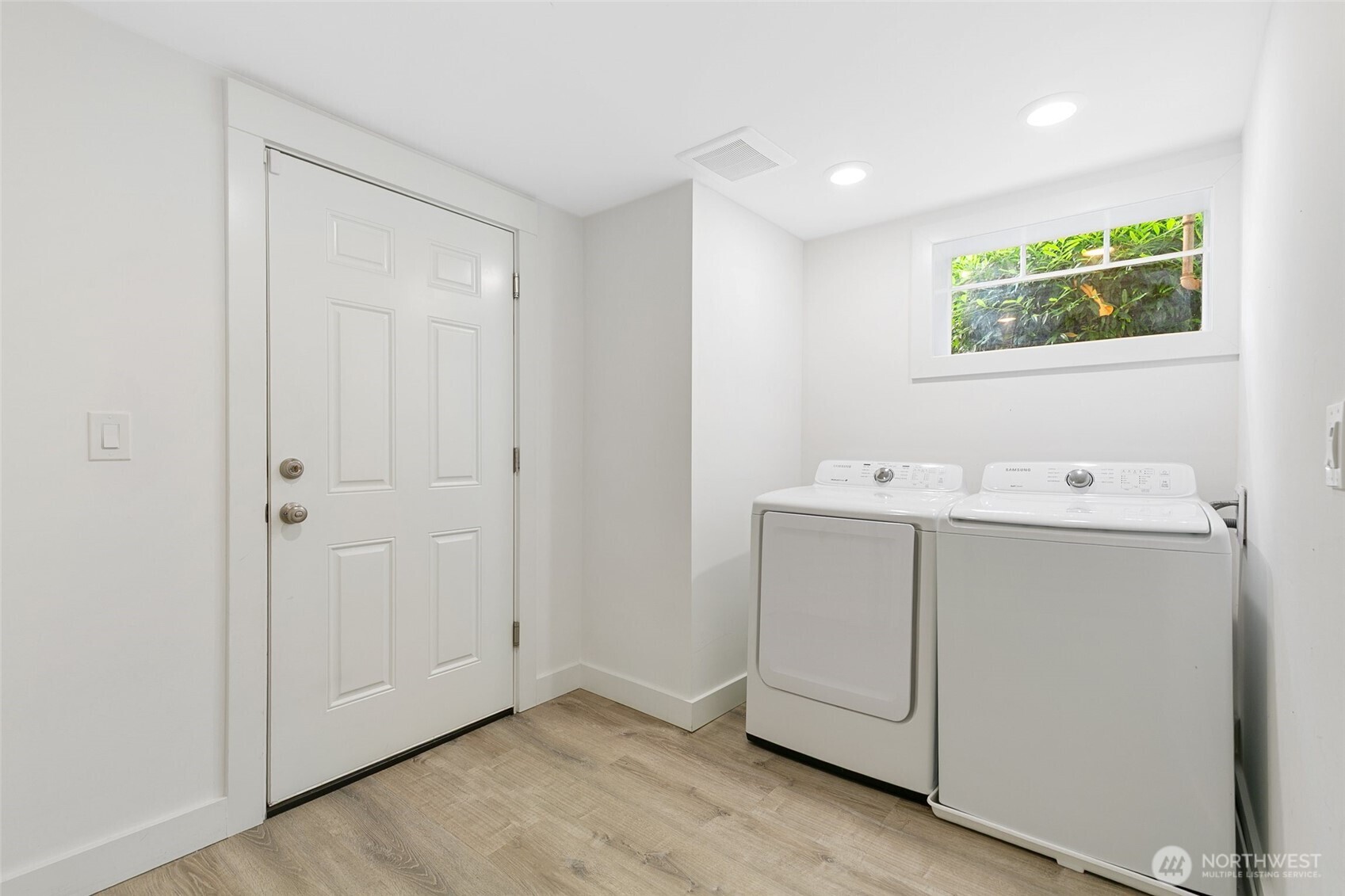 4003 Midvale Avenue North Seattle, WA 98103 - Photo 30 of 40