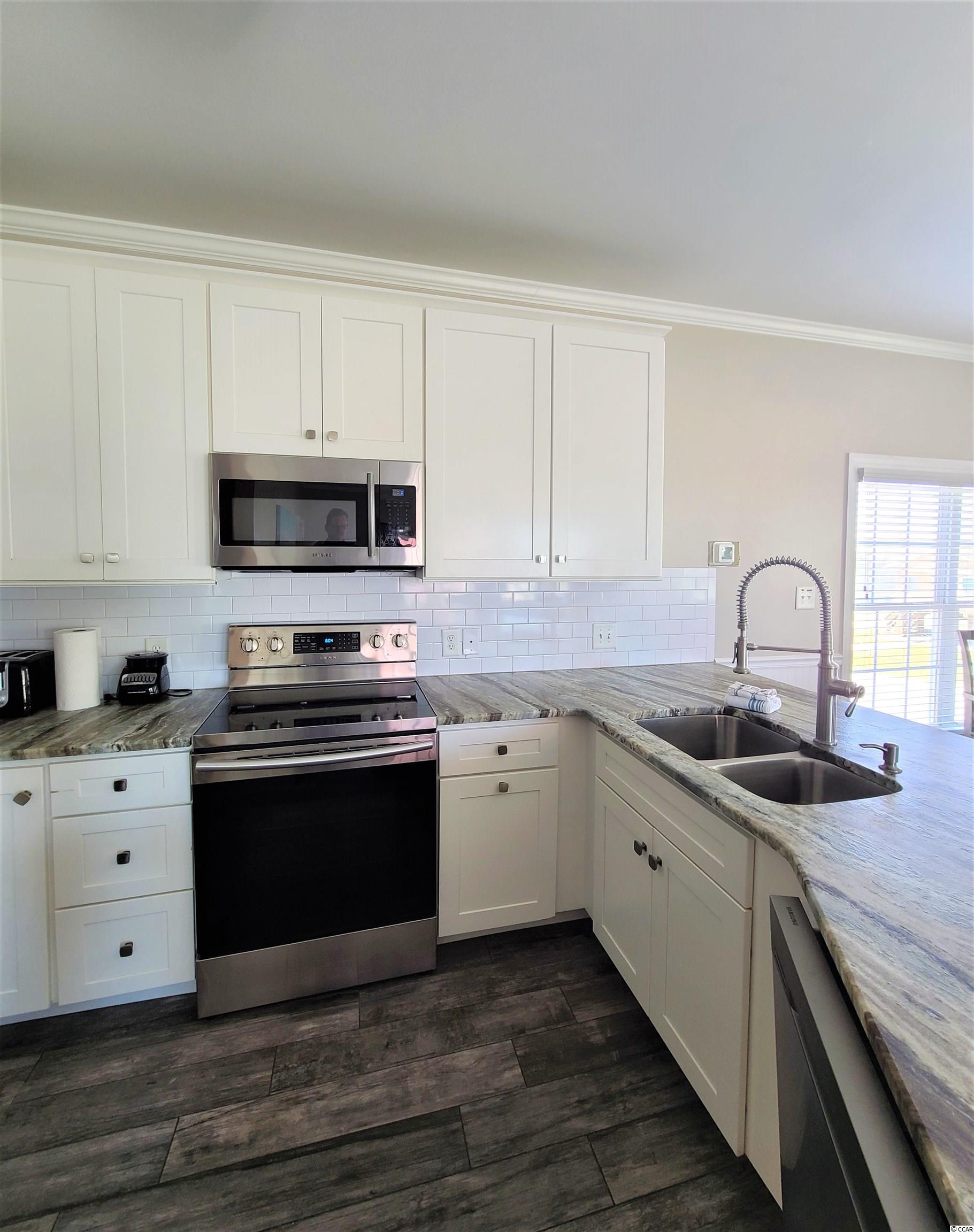 105 Yaupon Avenue Murrells Inlet, SC 29576 - Photo 8 of 39