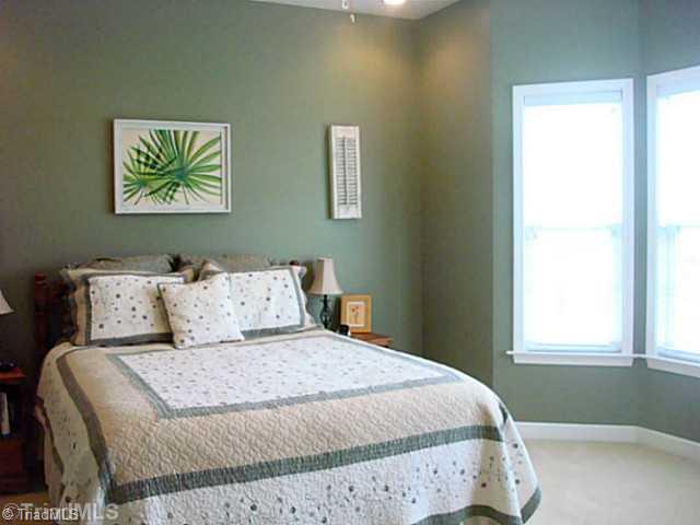 413 Barnsdale Ridge Road Kernersville, NC 27284 - Photo 14 of 15 Master Bedroom. Spacious Master Bedroom with bay window. Recessed lighting and Ceiling fan.