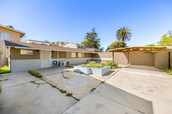 $1,800,000 | 714 West Sola Street, Santa Barbara, CA 93101