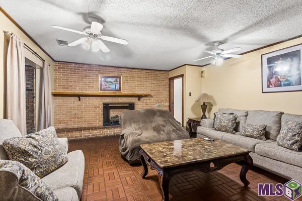 $187,000 | 24305 Engolio Street, Plaquemine, LA 70764