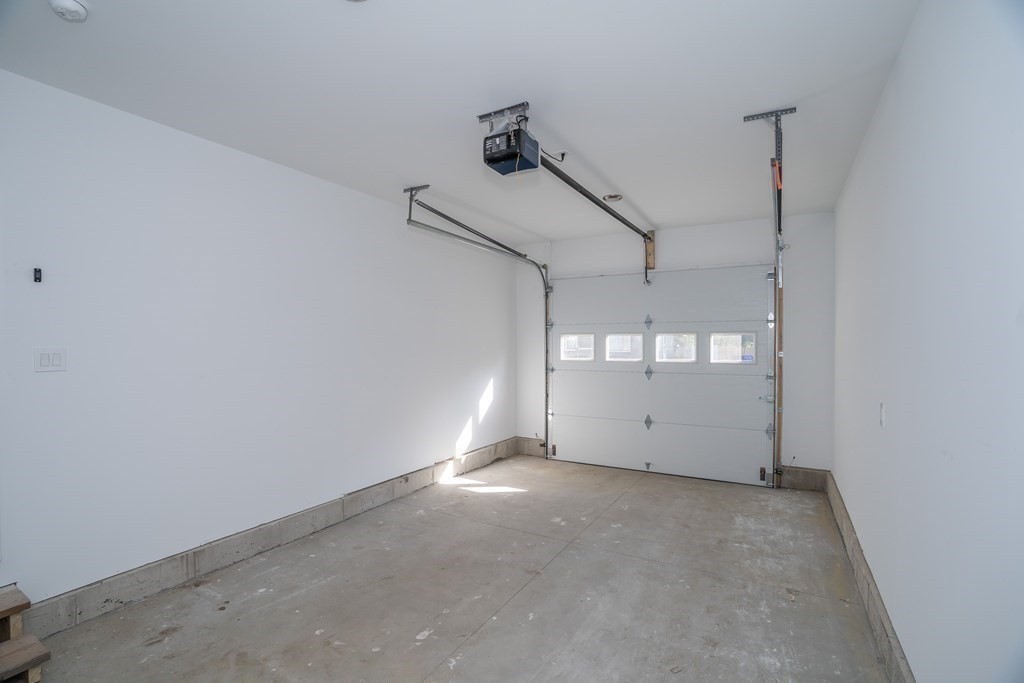 30 Hood Street Springfield, MA 01109 - Photo 23 of 38 Gallery Image 23