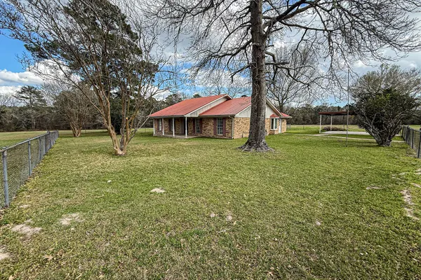 $1,950 | 51 A Paul Dixon Road, Huntsville, TX 77320
