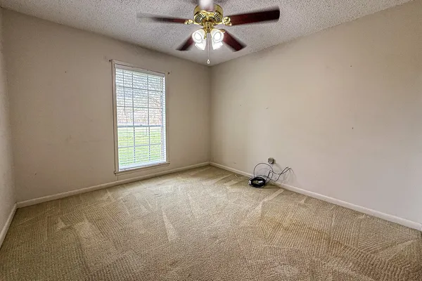 $1,950 | 51 A Paul Dixon Road, Huntsville, TX 77320