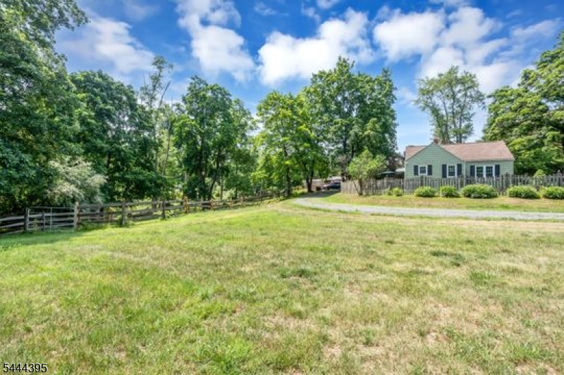 160 Hillcrest Road Flemington, NJ 08822 - Photo 38 of 40