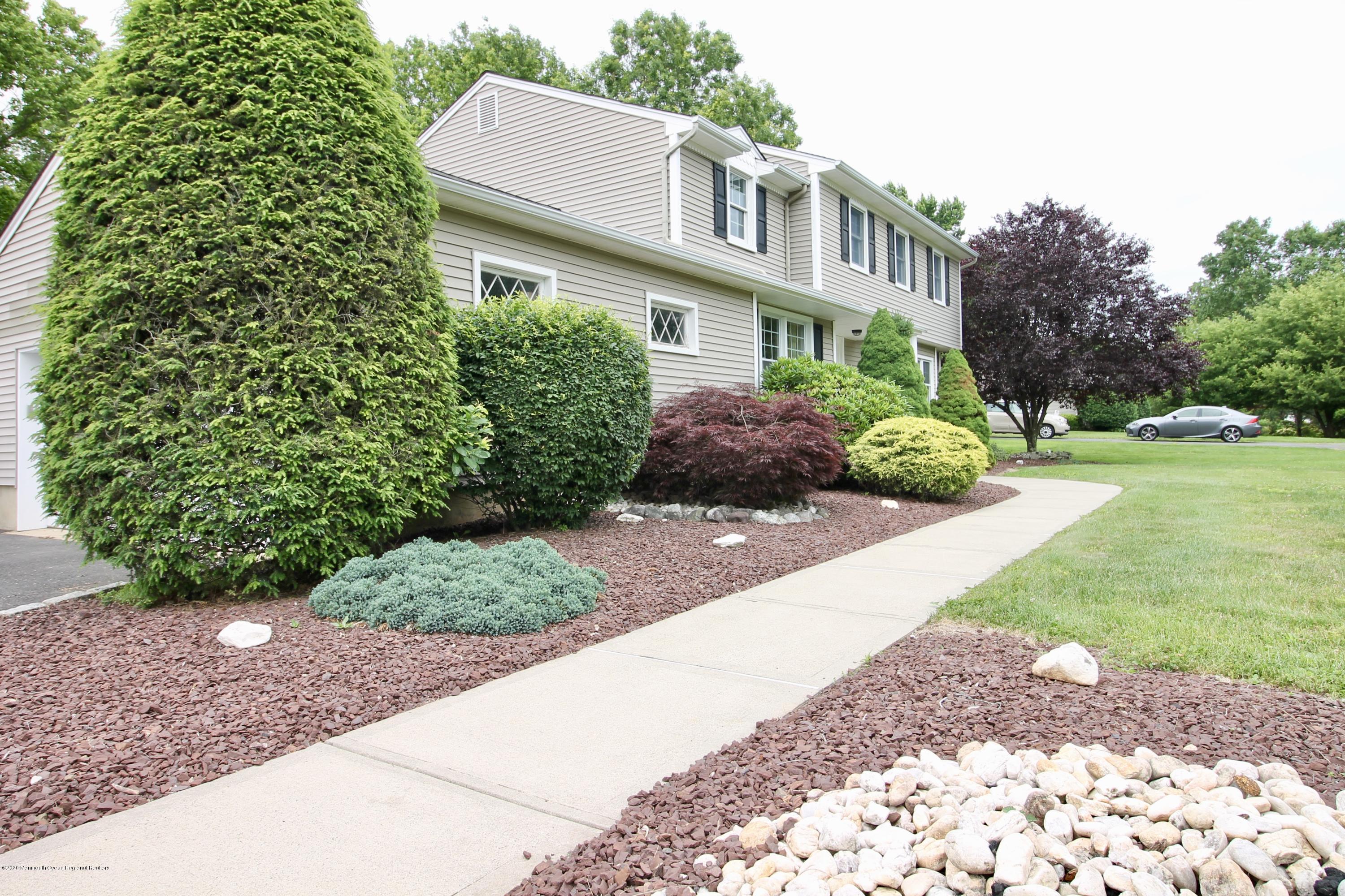 21 Ivy Road Freehold, NJ 07728 - Photo 7 of 59 fullsizeoutput_3653