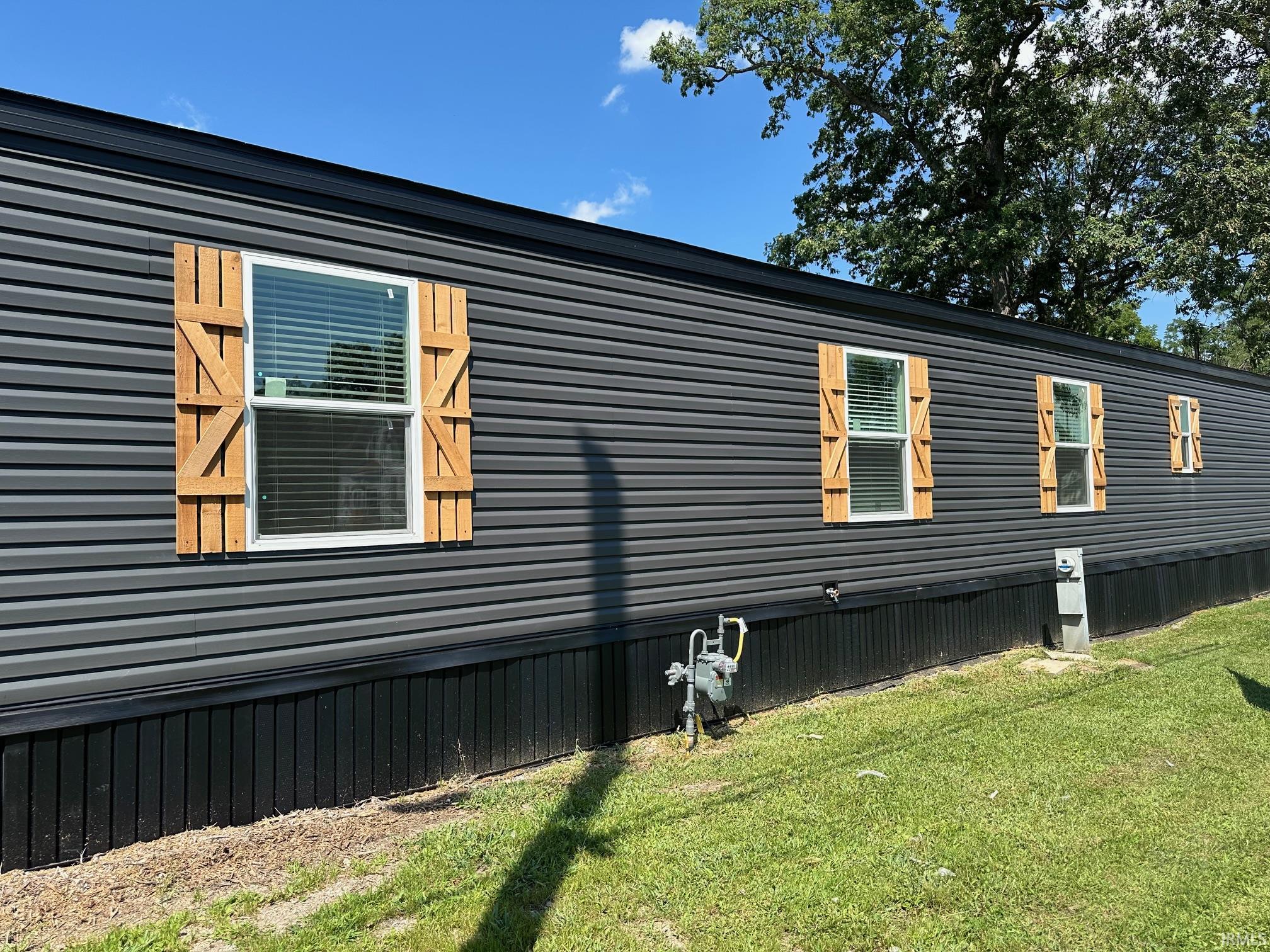 2510 Sheridan Road, Unit AC 16 Fort Wayne, IN 46803 - Photo 2 of 10