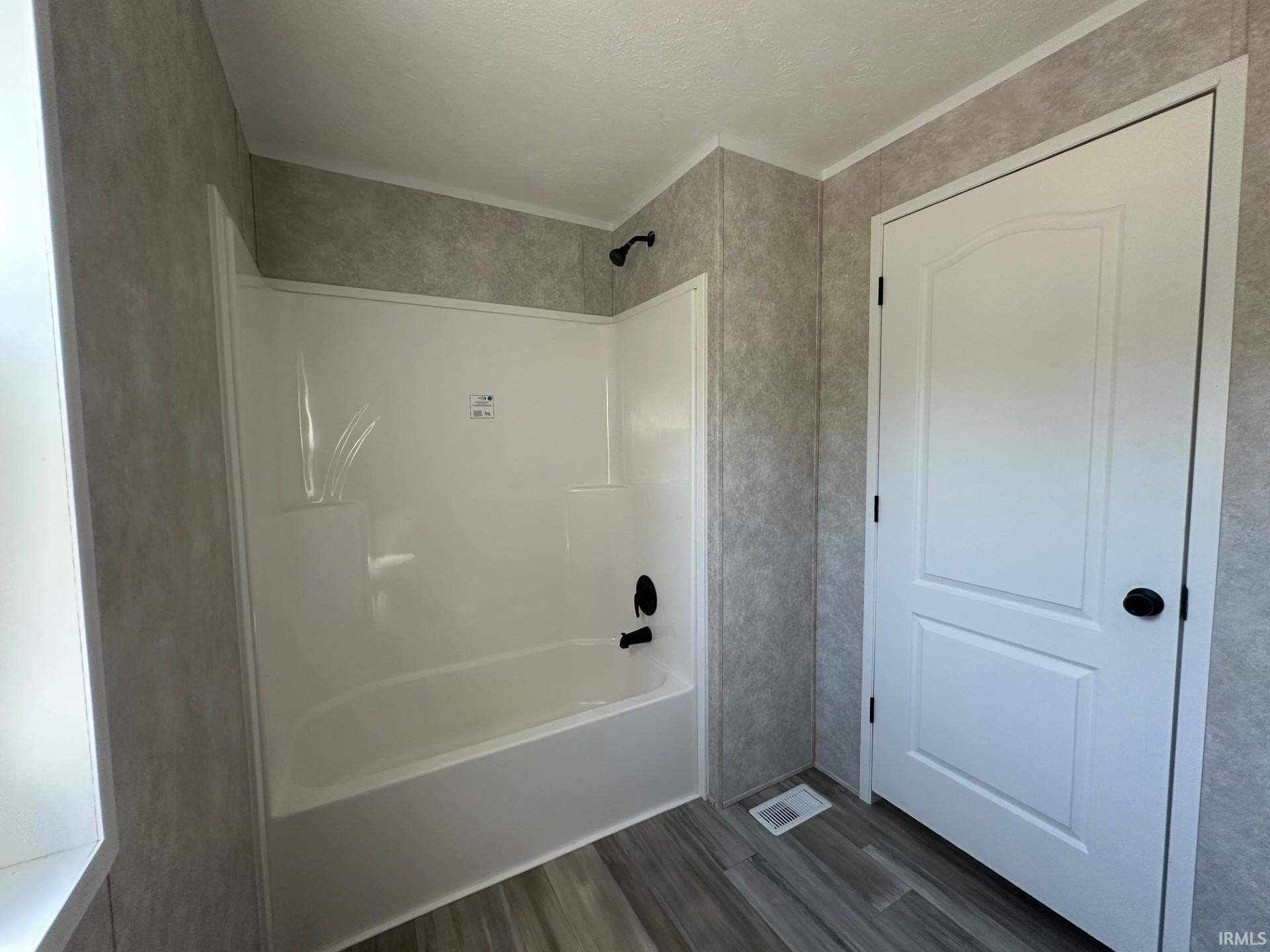 2510 Sheridan Road, Unit AC 16 Fort Wayne, IN 46803 - Photo 8 of 10