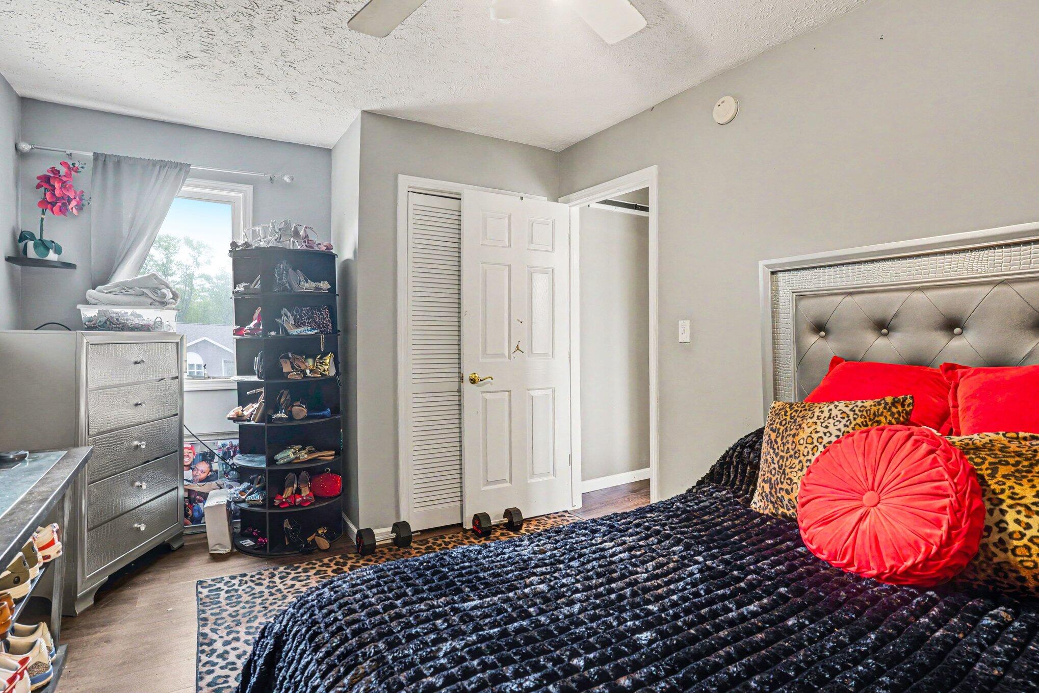 1524 Garrison Road Muskegon, MI 49441 - Photo 13 of 25 013_file_5552