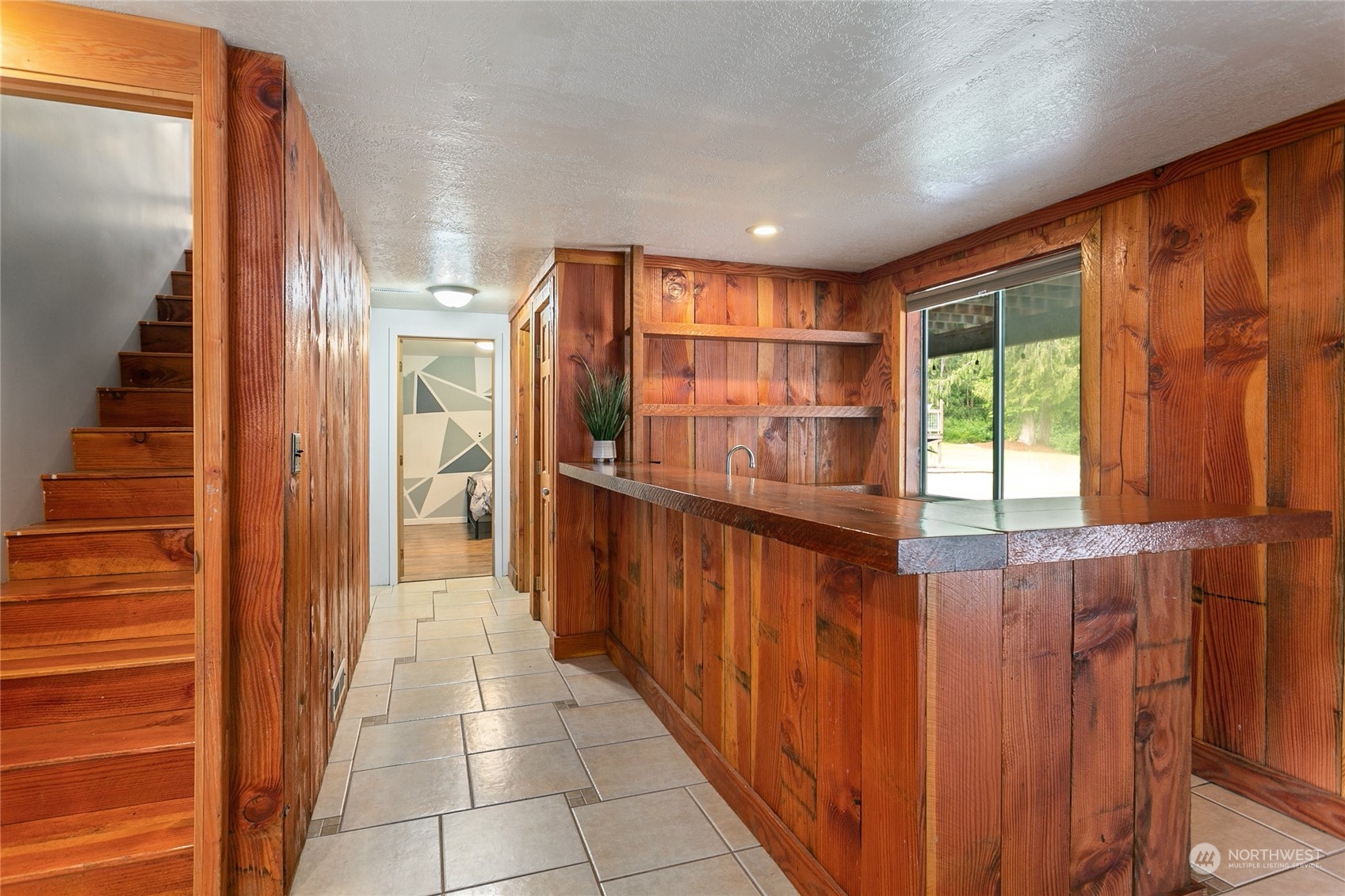 3334 East Smith Road Bellingham, WA 98226 - Photo 14 of 32 Gallery Image 14