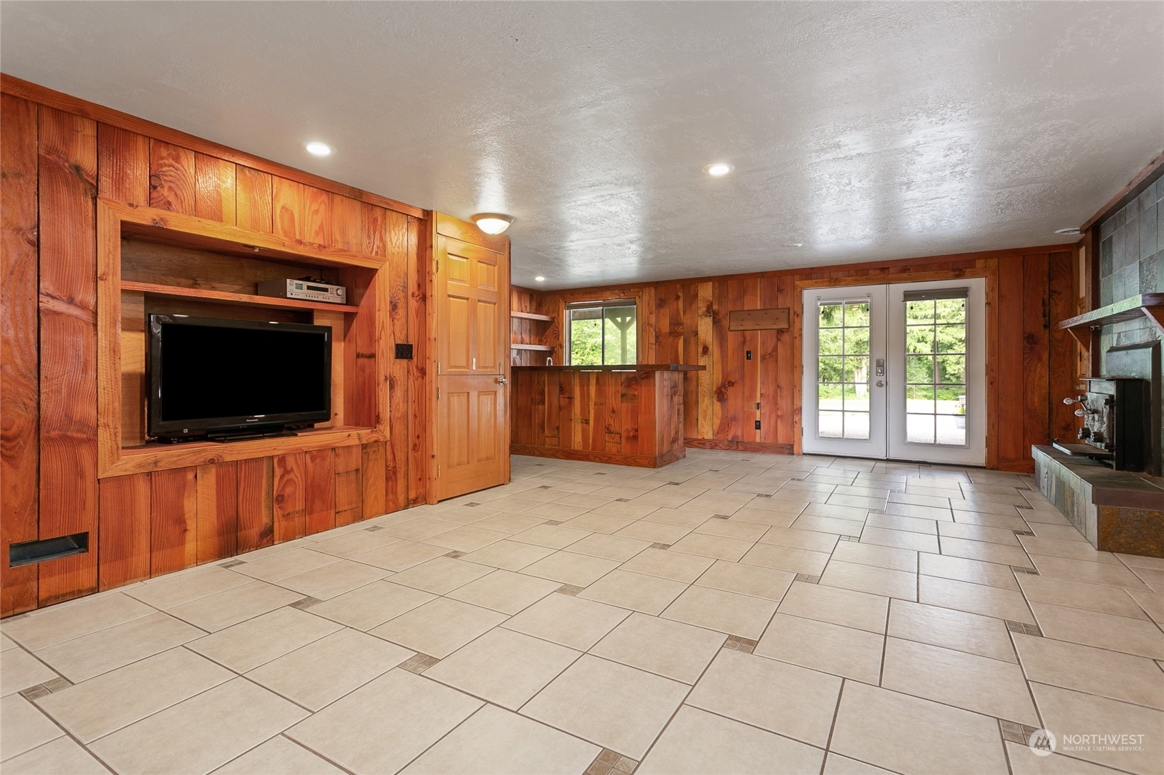 3334 East Smith Road Bellingham, WA 98226 - Photo 16 of 32 Gallery Image 16