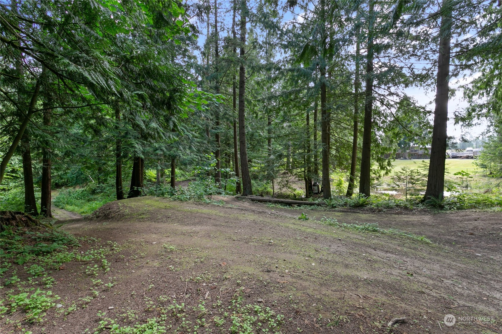 3334 East Smith Road Bellingham, WA 98226 - Photo 22 of 32 Gallery Image 22