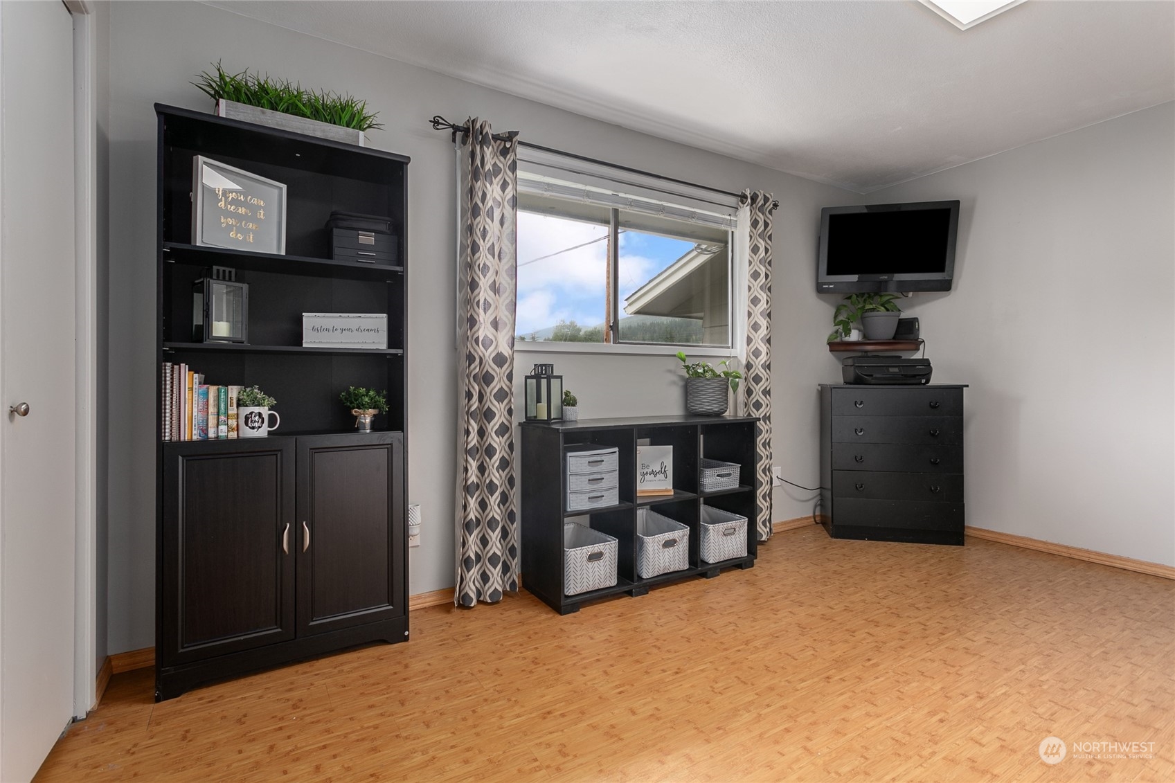 3334 East Smith Road Bellingham, WA 98226 - Photo 7 of 32 Gallery Image 7