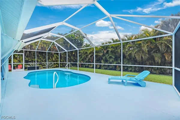 $2,700 | 250 Southeast 44th Street, Cape Coral, FL 33904