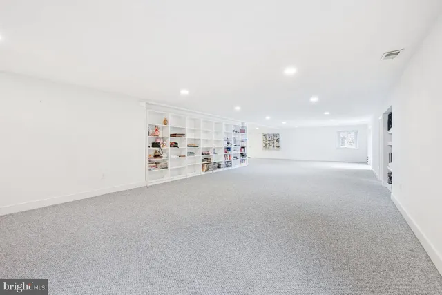 $1,825,000 | 9454 Seven Locks Road, Bethesda, MD 20817