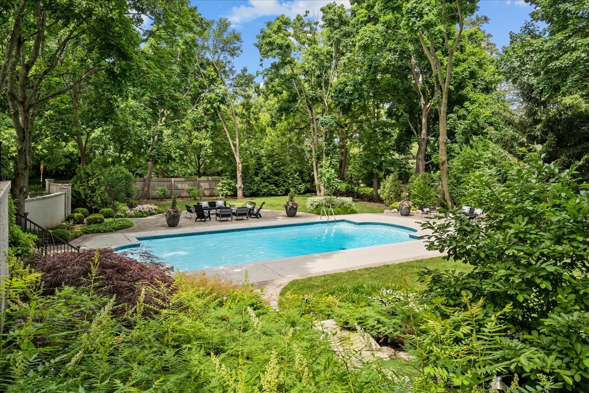 605 Arbor Vitae Road Winnetka, IL 60093 - Photo 59 of 84