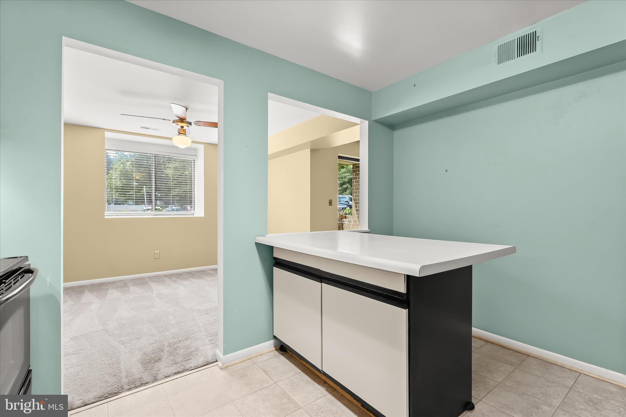 2 Glenamoy Road, Unit 101 Lutherville-Timonium, MD 21093 - Photo 8 of 30 Kitchen