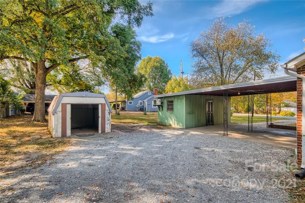 8633 Old Plank Road Charlotte, NC 28216 - Photo 27 of 27 Gallery Image 27