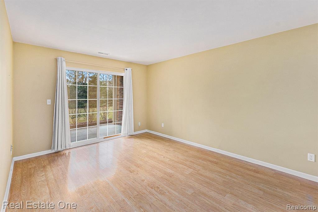 3705 Oakmonte Boulevard, Unit 9 Rochester, MI 48306 - Photo 14 of 31 Gallery Image 14