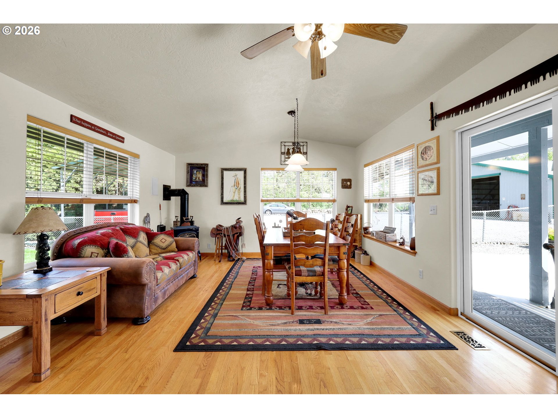 37410 Hills Creek Road Springfield, OR 97478 - Photo 4 of 48