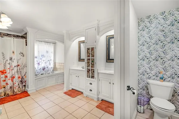 $420,000 | 4007 Bennington Drive, St. Joseph, MO 64506