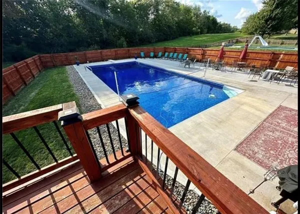 $420,000 | 4007 Bennington Drive, St. Joseph, MO 64506