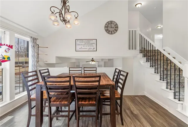 $425,000 | 4007 Bennington Drive, St. Joseph, MO 64506